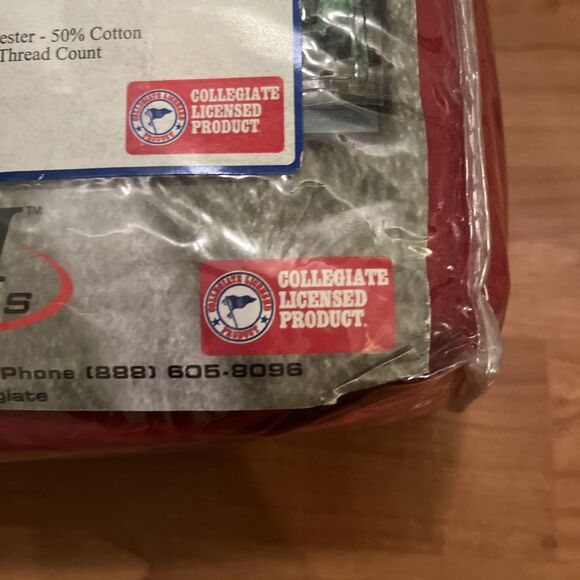 Oklahoma University Sooners 4-Piece Queen Sheet Set Crimson White - Picture 6 of 13